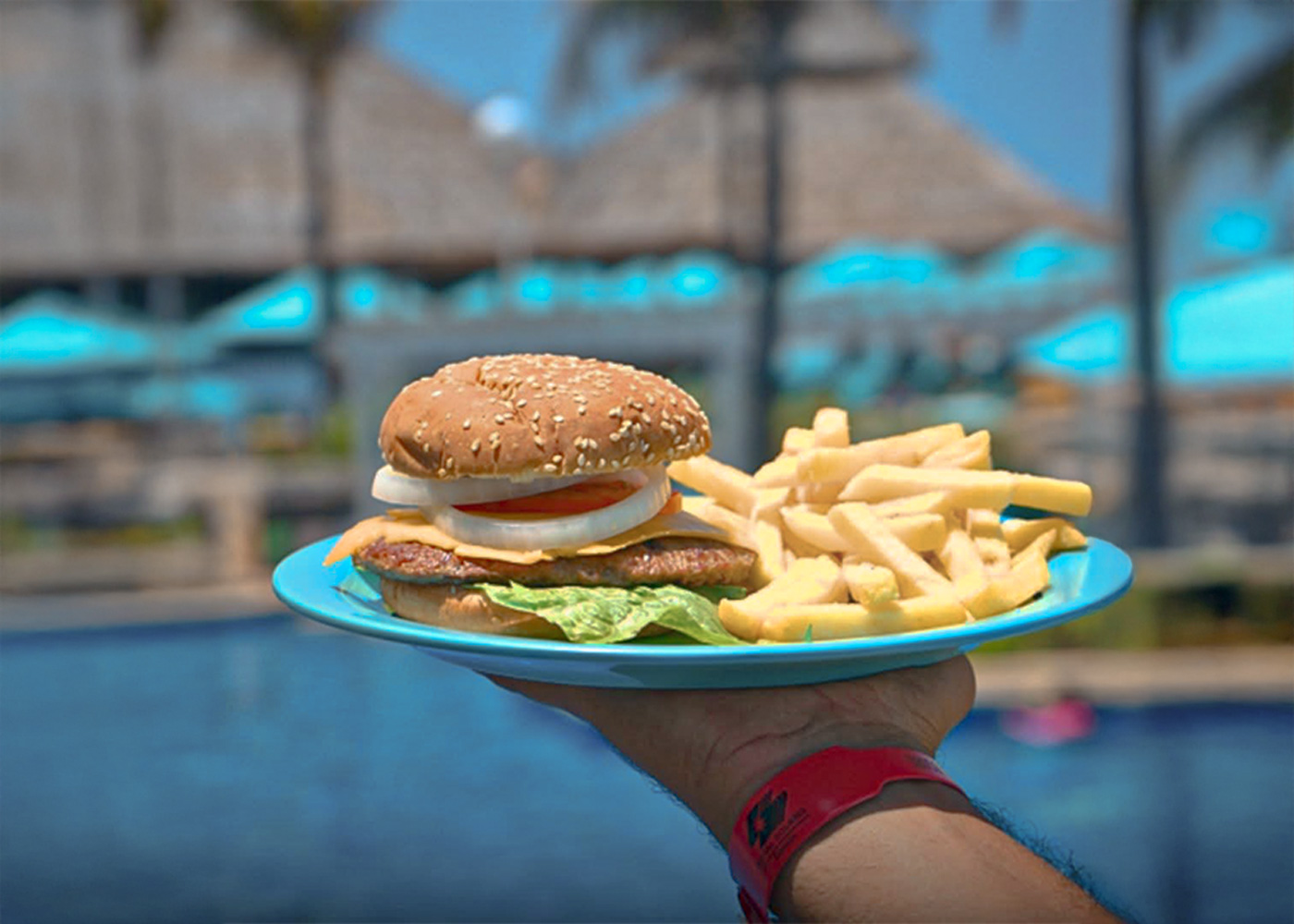 Snacks y opciones casuales en Royal Solaris Cancún